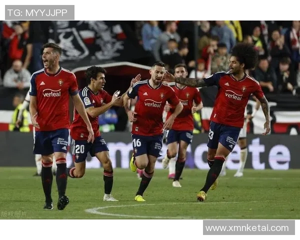 意大利队与巴内切亚球队的精彩对决分析与赛后点评